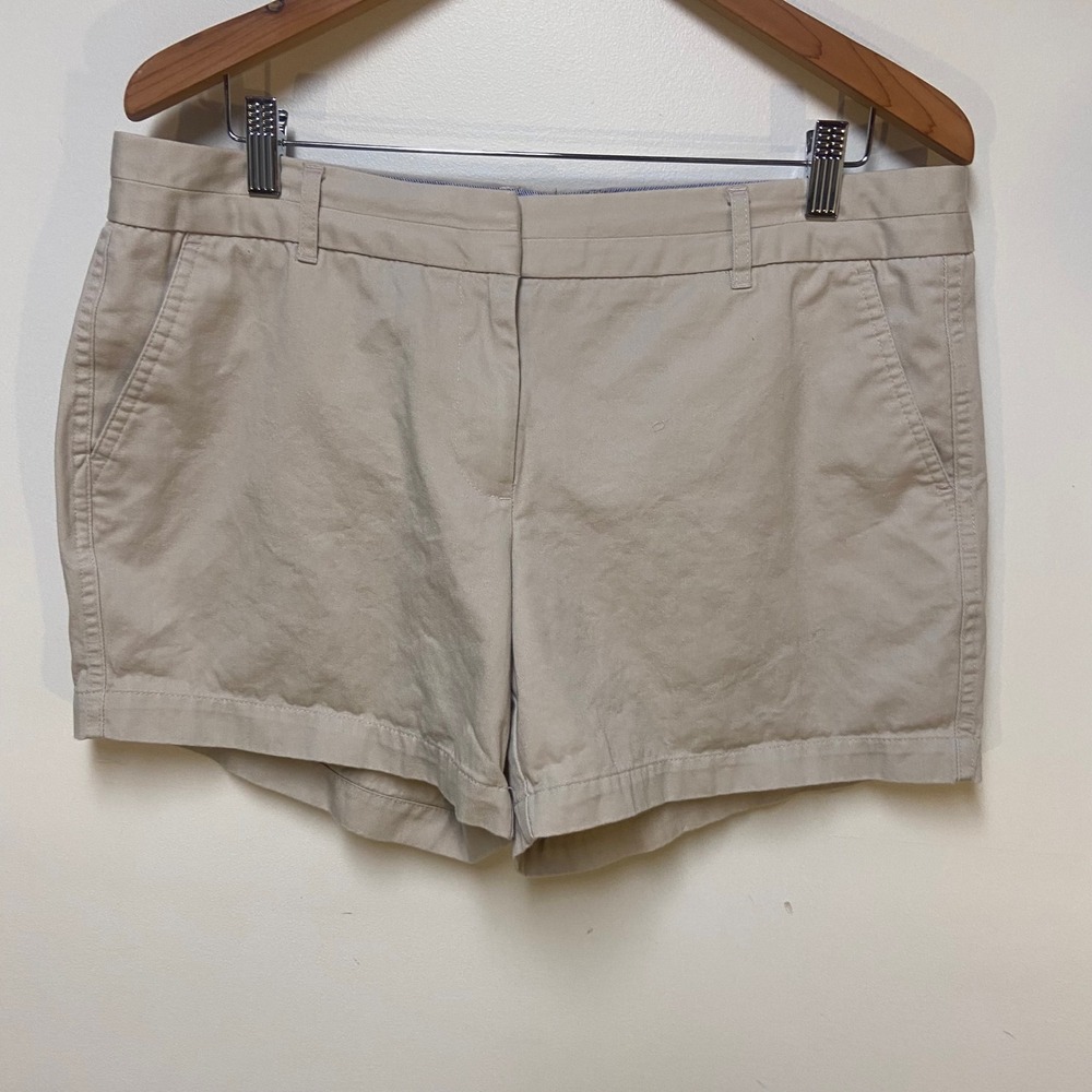 Counterparts Shorts Women Size 12 Tan Khaki Cotton Chino Flat Front Casual